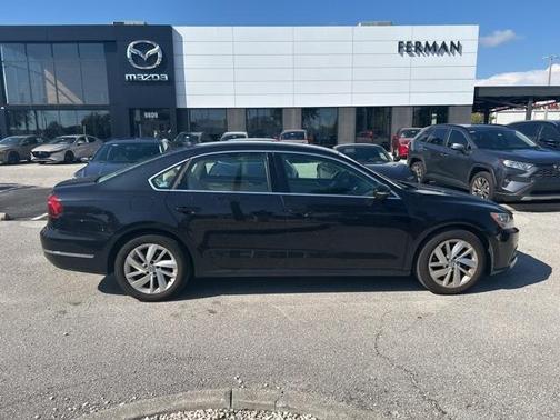 2018 Volkswagen Passat 2.0T SE