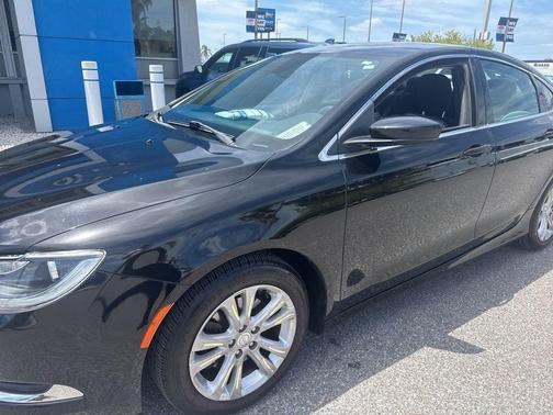 Black Clearcoat 2016 Chrysler 200 Limited