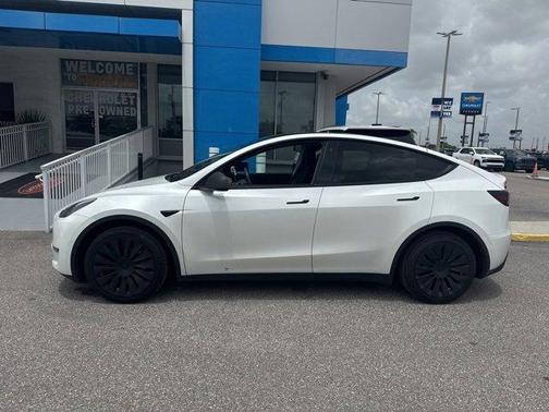 2021 Tesla Model Y Standard Range
