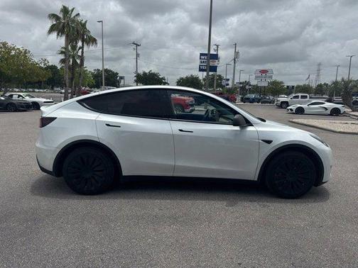 2021 Tesla Model Y Standard Range