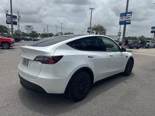 2021 Tesla Model Y Standard Range