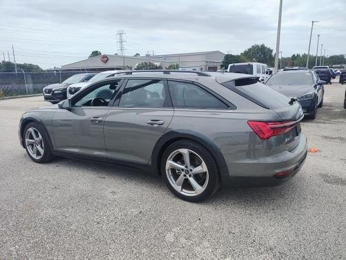 2022 Audi A6 allroad 55 quattro Premium Plus