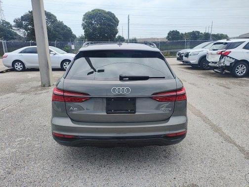 2022 Audi A6 allroad 55 quattro Premium Plus