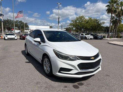 2018 Chevrolet Cruze LT
