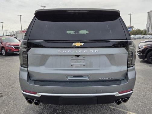 2025 Chevrolet Suburban Premier