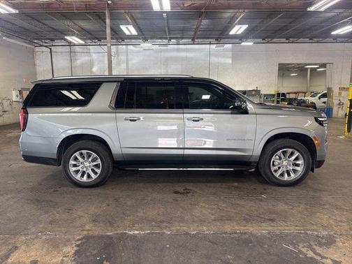 2025 Chevrolet Suburban Premier