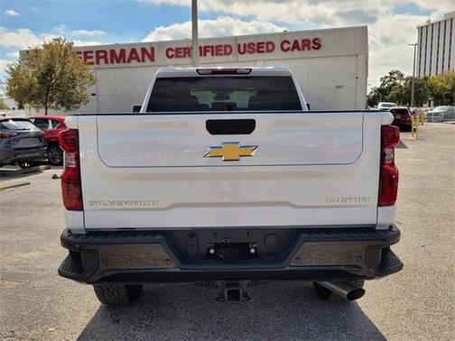 2025 Chevrolet Silverado 2500 Custom