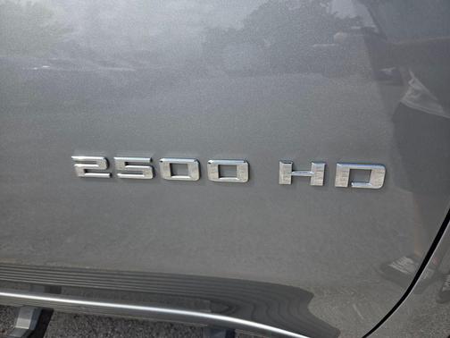 Sterling Gray Metallic 2024 Chevrolet Silverado 2500 Custom