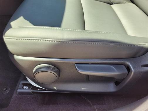 2025 Mazda CX-30 Select