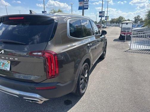 2022 Kia Telluride SX