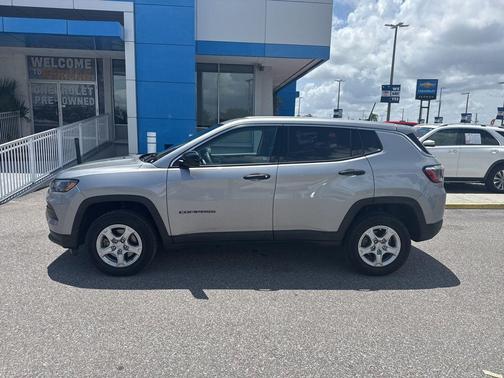 Billet Silver Metallic Clearcoat 2022 Jeep Compass Sport