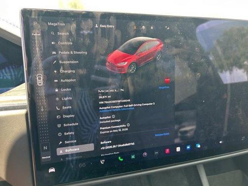 2022 Tesla Model X Base