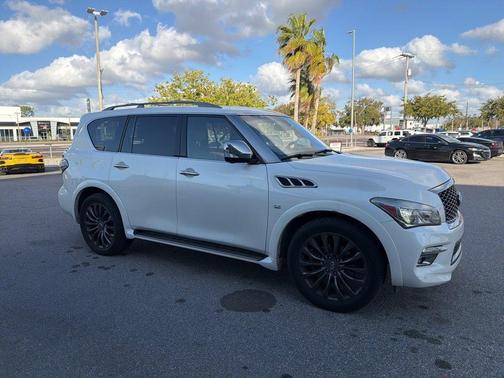2015 INFINITI QX80 Base