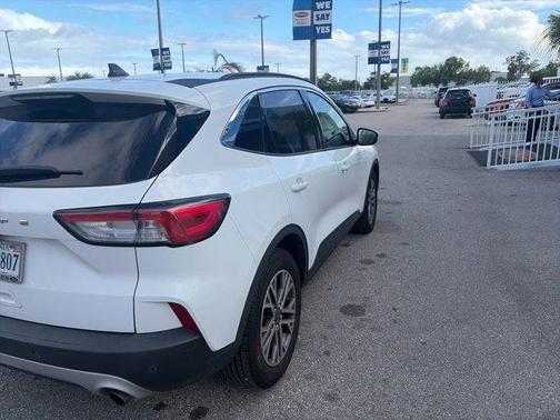 Red 2022 Ford Escape SEL