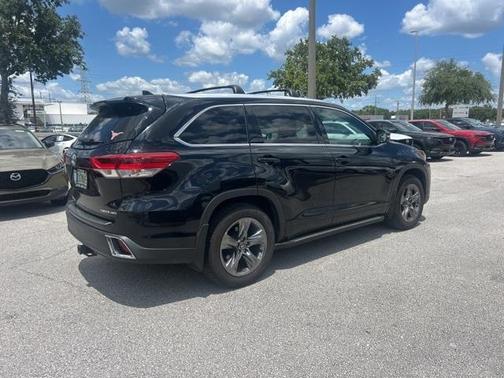 2017 Toyota Highlander Limited Platinum