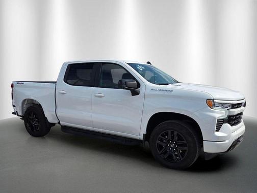 Summit White 2025 Chevrolet Silverado 1500 RST