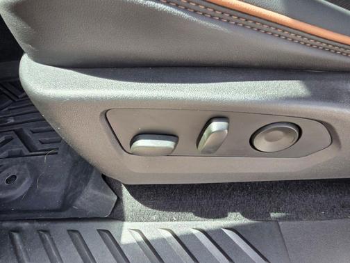 Onyx Black 2024 GMC Canyon AT4