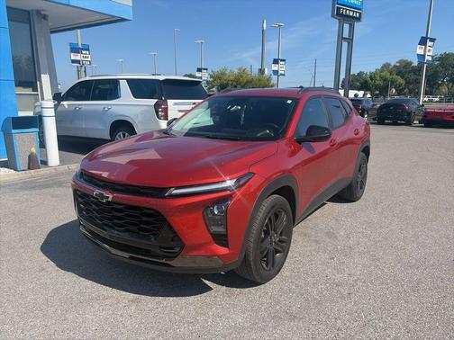 Cayenne Orange Metallic 2024 Chevrolet Trax ACTIV