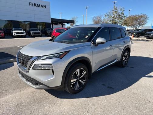 2021 Nissan Rogue SL