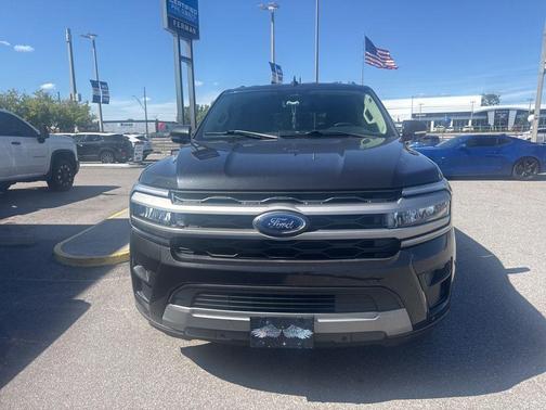 Gray 2022 Ford Expedition XLT