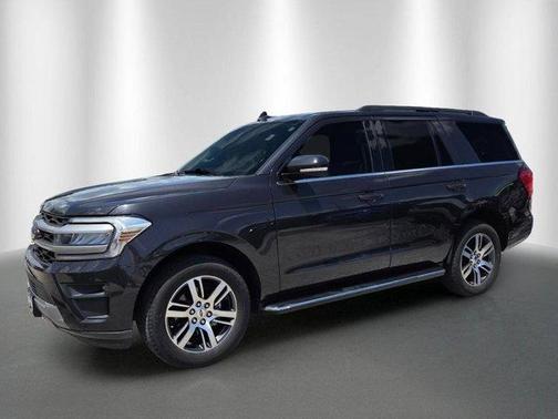 Gray 2022 Ford Expedition XLT