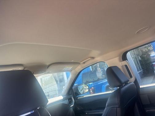 Gray 2022 Ford Expedition XLT