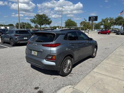 2020 Hyundai KONA SEL