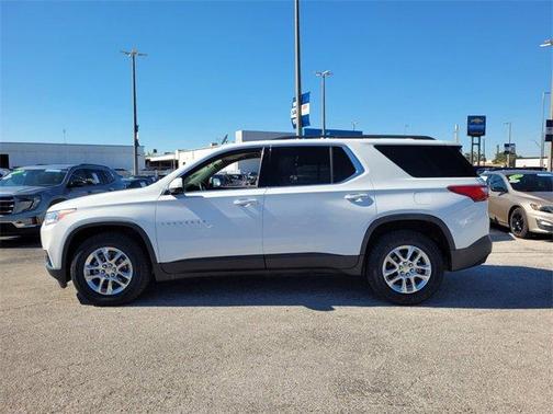 2020 Chevrolet Traverse LT Cloth