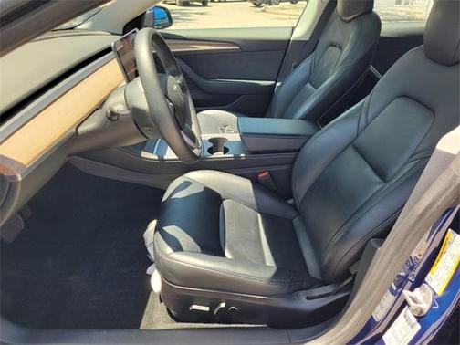 2022 Tesla Model 3 Base