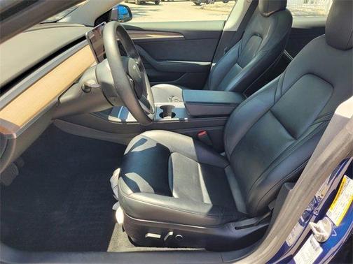 2022 Tesla Model 3 Base