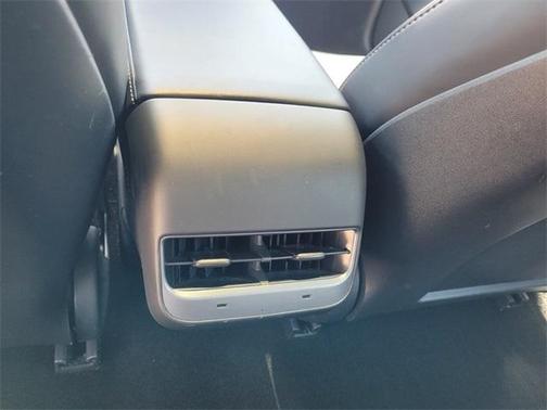 2022 Tesla Model 3 Base