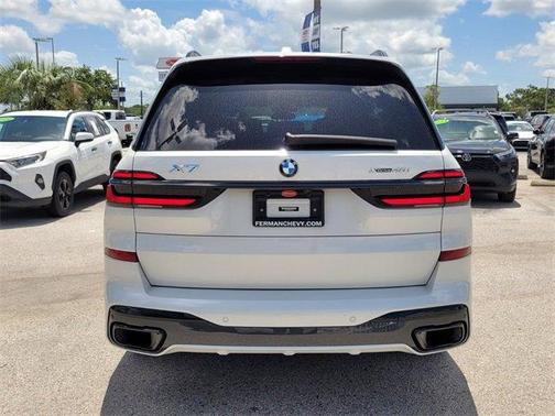 2024 BMW X7 xDrive40i