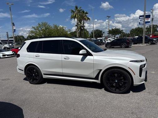2024 BMW X7 xDrive40i