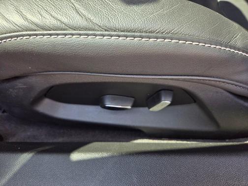 Black 2024 Chevrolet Corvette Stingray w/1LT