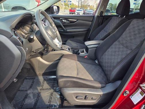 2020 Nissan Rogue Sport SV