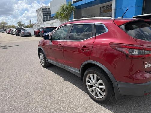 2020 Nissan Rogue Sport SV