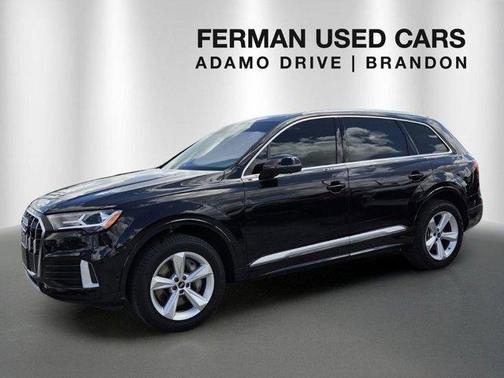 Mythos Black Metallic 2023 Audi Q7 45 Premium Plus