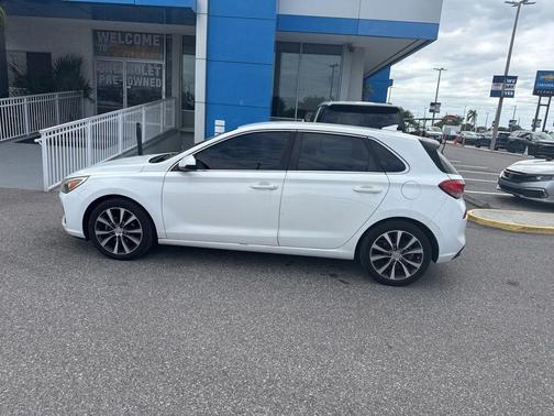 Ceramic White 2018 Hyundai Elantra GT Base
