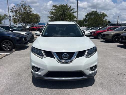 2016 Nissan Rogue SV
