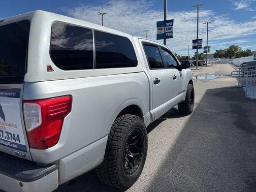 2018 Nissan Titan SV