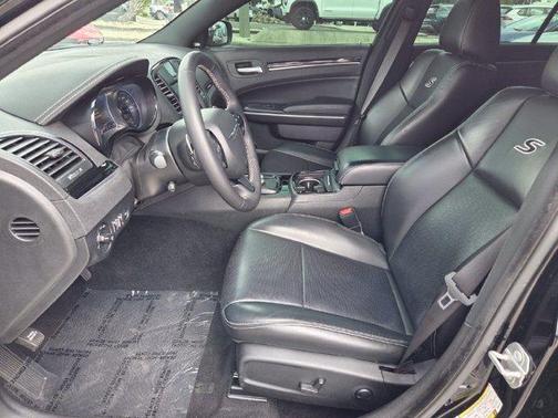 Gloss Black 2022 Chrysler 300 S