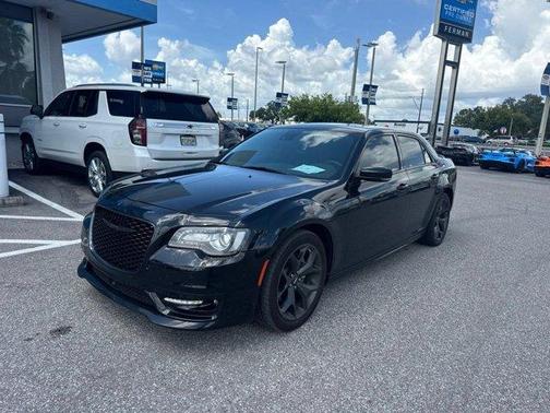 Gloss Black 2022 Chrysler 300 S