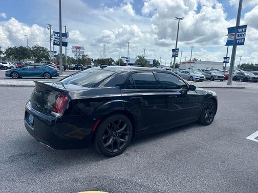 Gloss Black 2022 Chrysler 300 S
