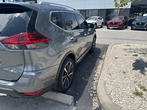 2020 Nissan Rogue SL