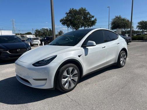 2023 Tesla Model Y Long Range