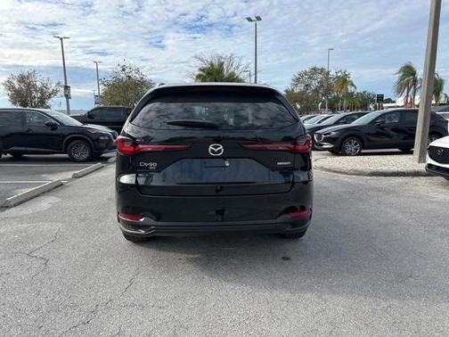 2025 Mazda CX-90 SE