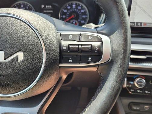 2024 Kia K5 GT-Line