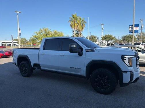 2024 GMC Sierra 2500 AT4