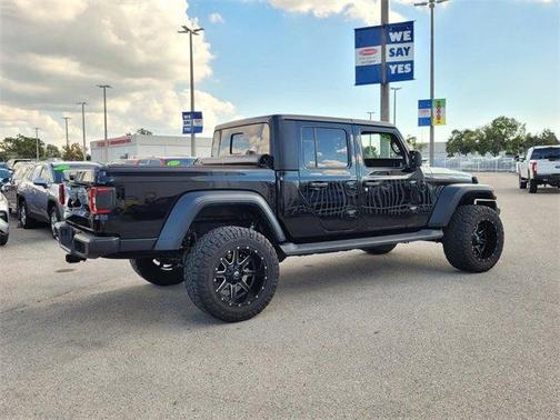 2020 Jeep Gladiator Sport