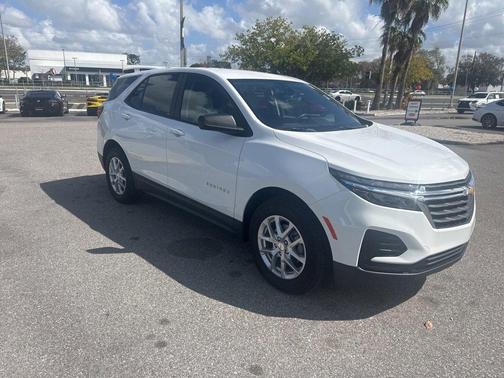 2024 Chevrolet Equinox LS